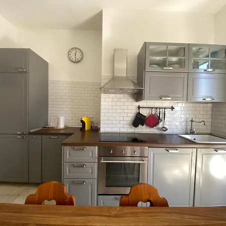 My Charming Flat - Sea Front View By Sweet Puglia Apartmán *