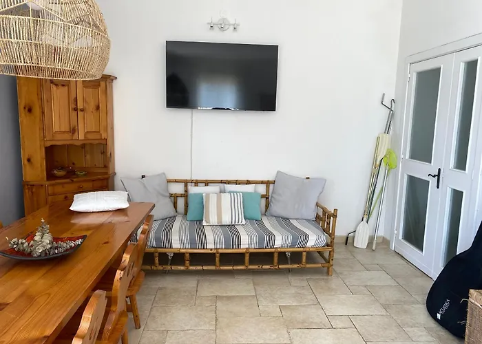 My Charming Flat - Sea Front View Apartamento